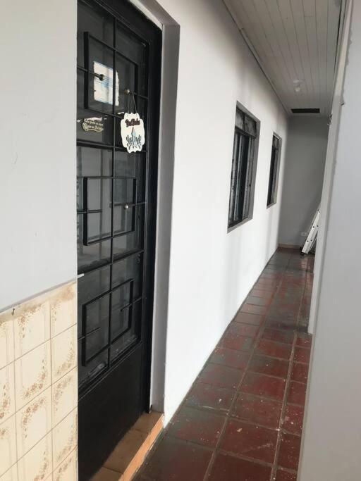 Casa Com 2 Quartos Agradaveis Com Ar Condicionado Foz do Iguaçu Exterior foto