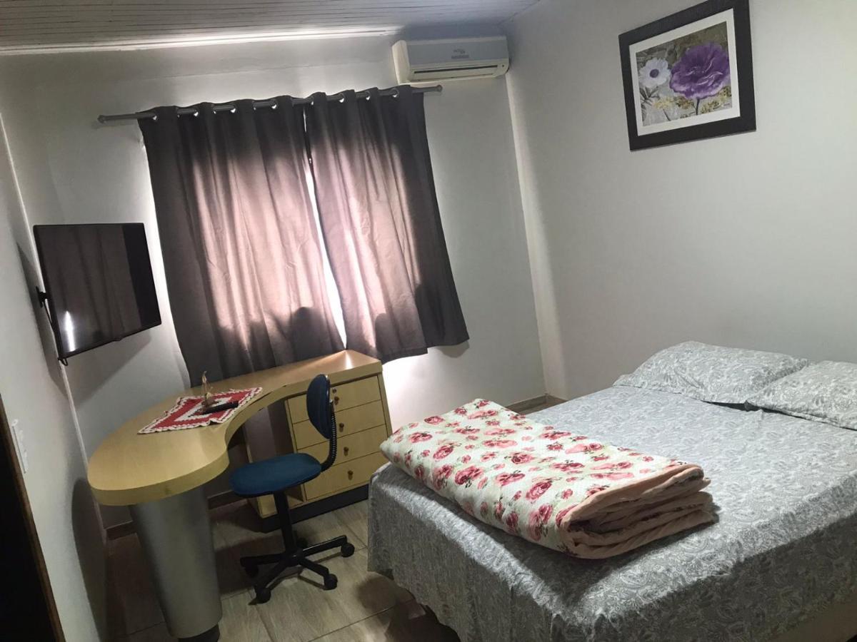 Casa Com 2 Quartos Agradaveis Com Ar Condicionado Foz do Iguaçu Exterior foto